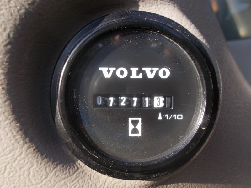 Фото 9. Гусеничный экскаватор Volvo EC300DL