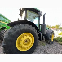 Tрактор John Deere 8310R