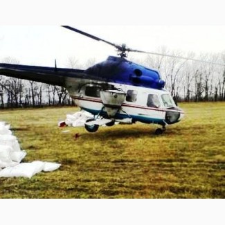 Розкидання селітри вертольотом