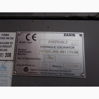 Hitachi ZX225USlc экскаватор на гусеничном