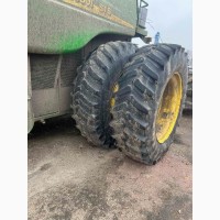 Комбайн зернозбиральний John Deere 9880 i STS