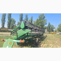 Комбайн зернозбиральний John Deere S670