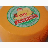 Сирний продукт, сир твердий, молочна продукція в асортименті