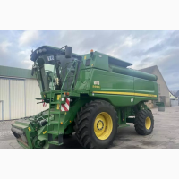 Комбайн зернозбиральний John Deere S690