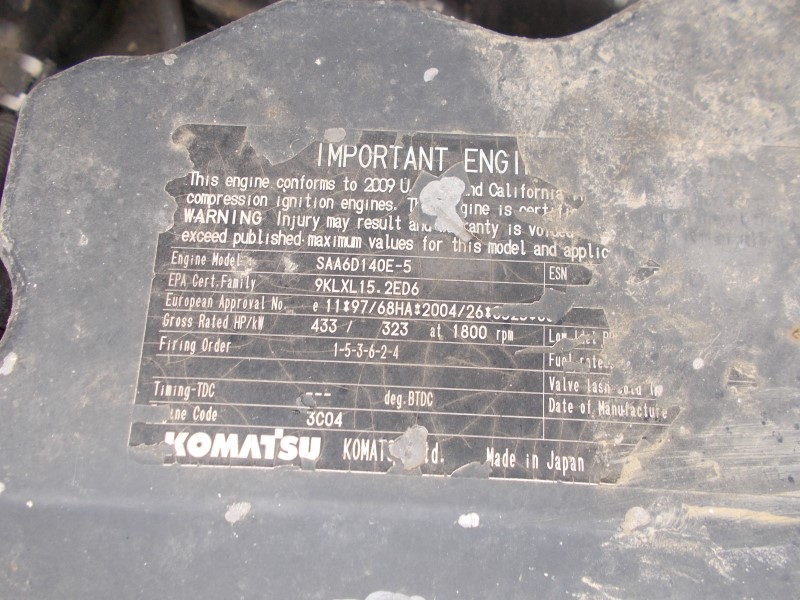 Фото 3. Экскаватор Komatsu PC600LC-8 на гусеничном ходу