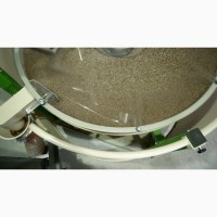 Очищення зерна до 99.5% на МПО (решета) + КВ2 (калібрування), на вібропневмостолі