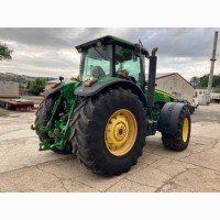 Трактор John Deere 8530