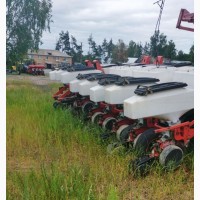 Сеялка пропашная 16-ти рядная пневматическая Massey Ferguson 555 TFF