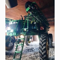 Обприскувач самохідний JOHN DEERE M4040