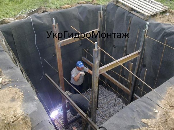 Фото 2. Устройство фундамента под водонапорную башню Рожноновского
