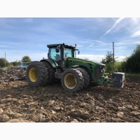 Трактор John Deere 8270R