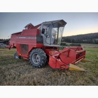 Комбайн Massey Ferguson 16